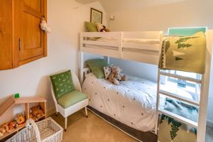 Photo 32- click for photo gallery